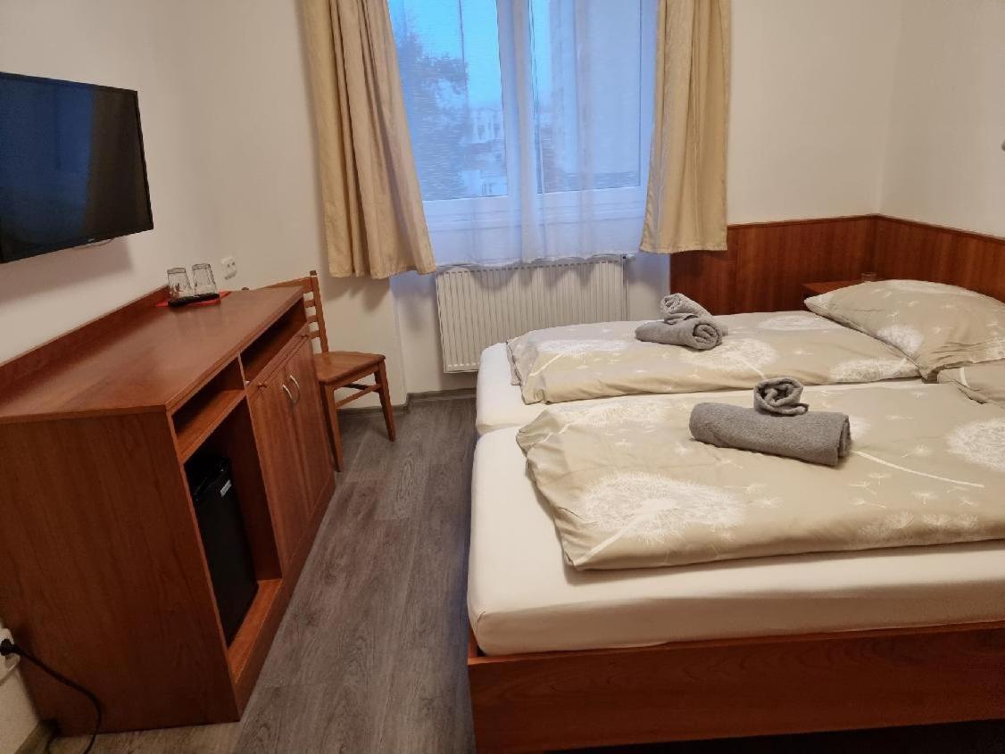 Hotel Pansky Dum Blovice Екстер'єр фото