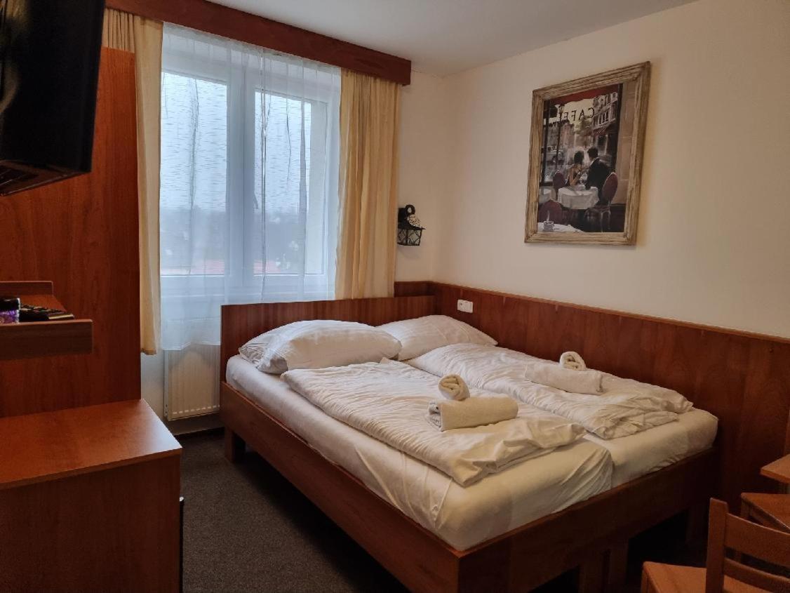 Hotel Pansky Dum Blovice Екстер'єр фото