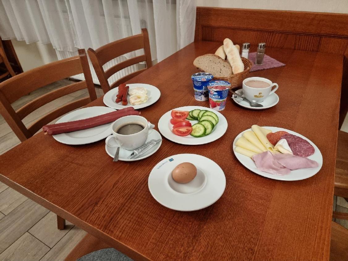 Hotel Pansky Dum Blovice Екстер'єр фото